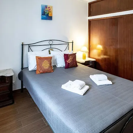 Rustic Old Town - T3 Албуфейра